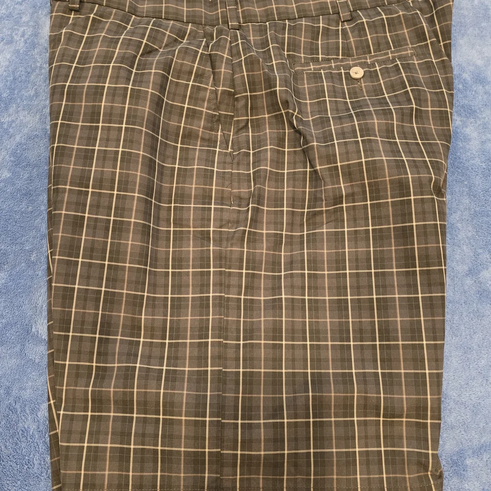 Ben Hogan Men's Golf Short NO TAG, guessing Size 42 - Picture 4 of 7